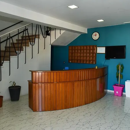 Tomorri Hotel